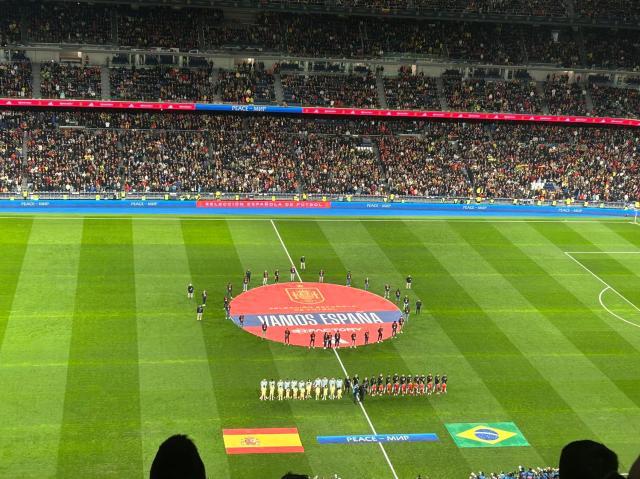 开云官网-【现场】巴萨神童征服伯纳乌，西班牙找到秘密武器？