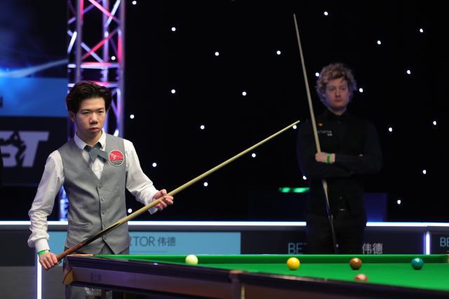 开云官网-直布罗陀赛罗伯逊遭爆冷 中国军团四人全胜晋级