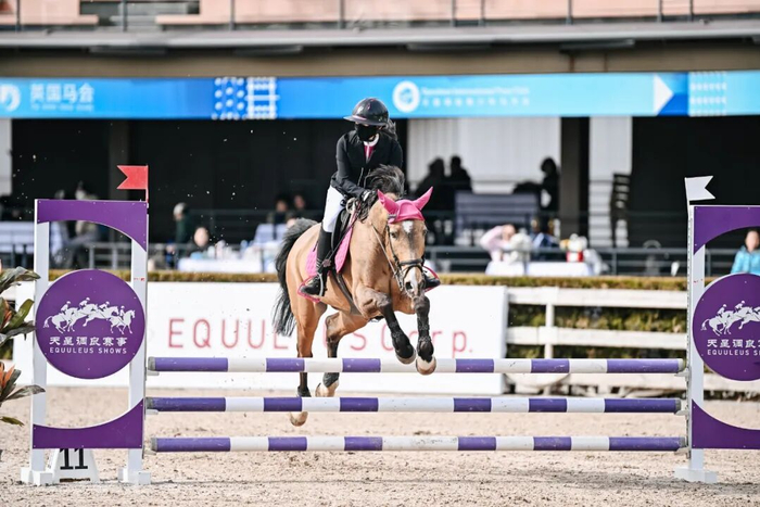 开云App-联赛专访｜吴璨彤：“我愿意永远相信我的战友，永远跟牠们并肩作战”|马术|搭档|教练|比赛|俱乐部联赛_新浪体育_新浪新闻